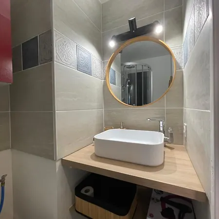 Superbe Studio, Neuf, St Cyprien Toulouse